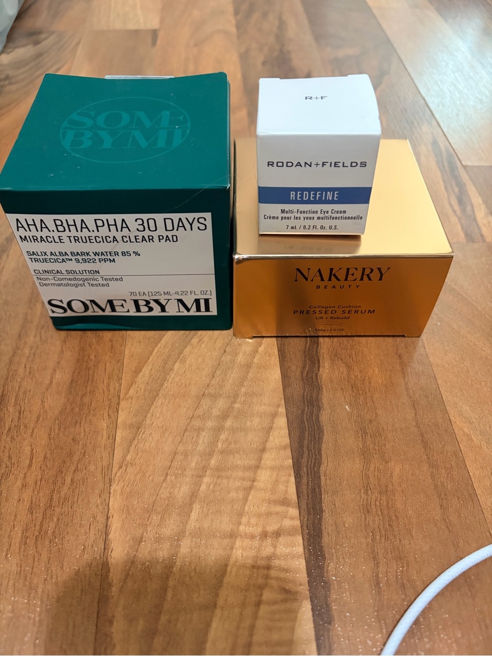 Rodan + Fields, Some by mi, Nakery